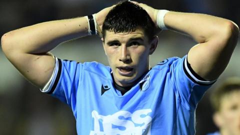 Seb Davies draws breath