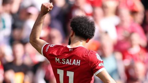 Mo Salah celebrates his goal