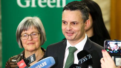 Leader James Shaw speaks during a Green Party press conference at Parliament on October 19, 2017 in Wellington, New Zealand.