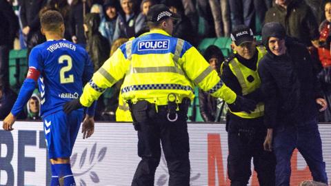 Hibernian fan confronts James Tavernier