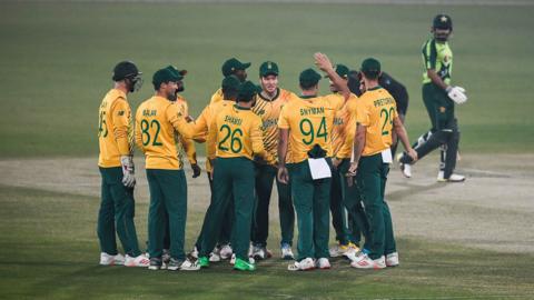 South Africa's cricketers celebrate a wicket