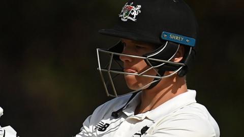 Gloucestershire batter Ben Charlesworth has signed a one-year contract extension with the club.