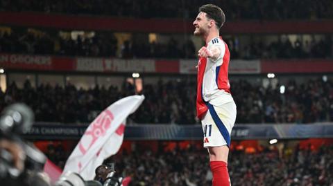 Declan Rice celebrates