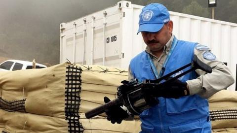 A second batch of weapons was handed to members of the UN Mission in Colombia at La Elvira, Cauca