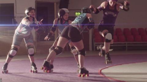 Roller Derby: How to Apex Jump