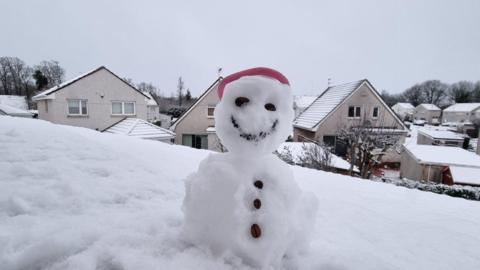 Snowman in Motherwell, Yvonne Abson