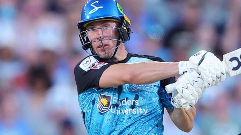 Chris Lynn batting