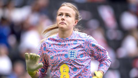 Hannah Hampton in action for England