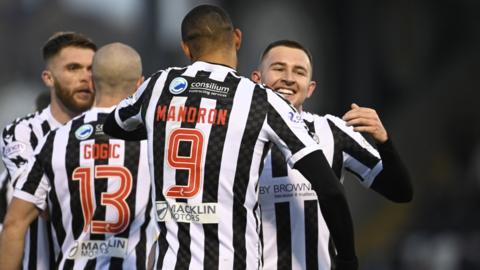 St Mirren celebrate the opening goal against Livingston