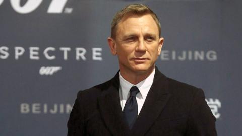 Daniel Craig