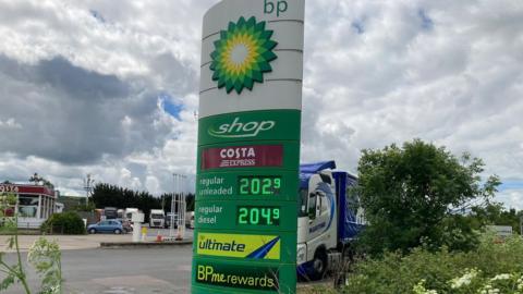 Grantham North Services petrol station