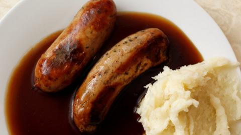 Sausages, gravy and mash