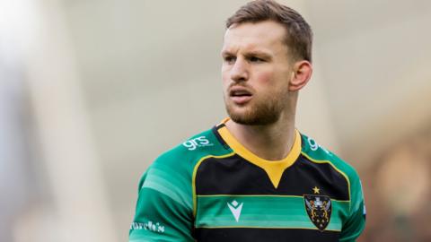 Rory Hutchinson playing for Northampton Saints