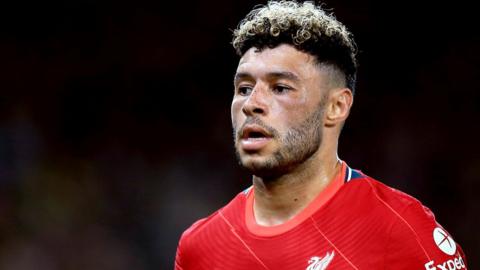Alex Oxlade-Chamberlain playing for Liverpool