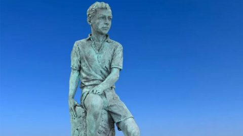 The maquette of Britten as a Boy statue