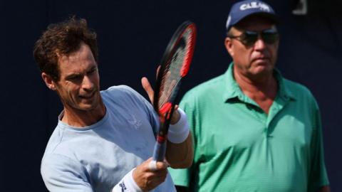 Andy Murray practises at Queen's in 2023 with Ivan Lendl watching on