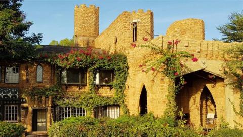 Tudor house in Burkina Faso