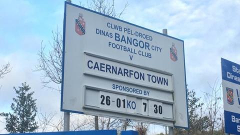 Bangor v Caernarfon