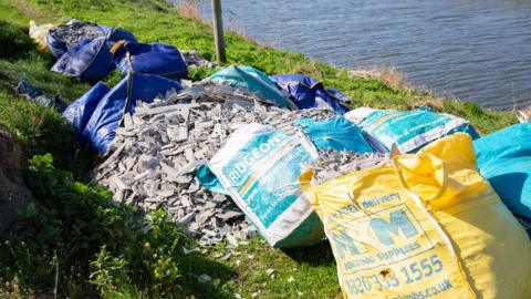 Asbestos fly-tipped near Manea, Cambridgeshire