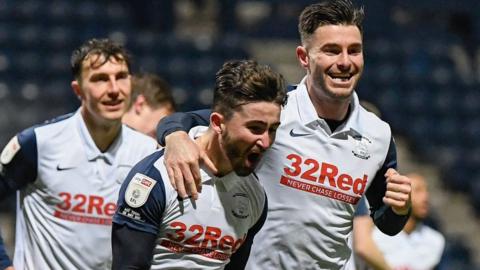 Preston celebrate Sean Maguire's goal