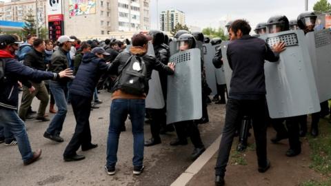 Protesters clash with police in Nur-Sultan