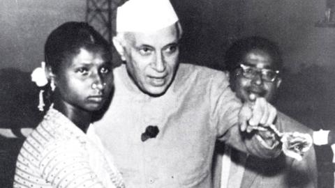 Budhini Manjhiyain and Jawaharlal Nehru