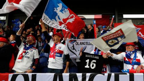 Lyon fans