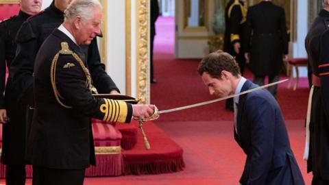 Andy Murray is knighted