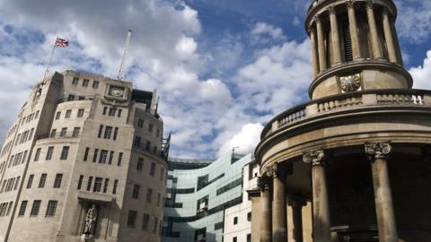 鶹 Broadcasting House, London