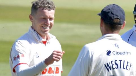 Peter Siddle.