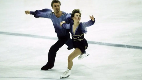 Jayne Torvill and Christopher Dean ice skating