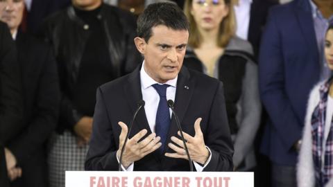 French Prime Minister Manuel Valls delivers a speech to announce his bid to become the Socialist presidential candidate in the 2017 presidential elections, at the town hall of Evry