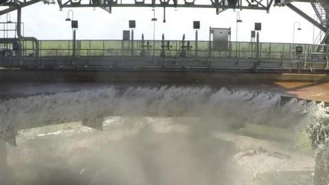 Water flow at the B-2 test stand