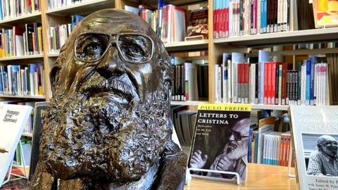 Paolo Friere sculpture in the Fauclty of Education library