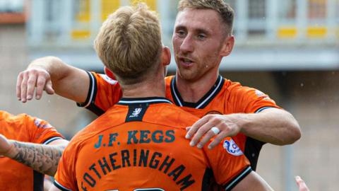 Dundee United's Louis Moult celebrates