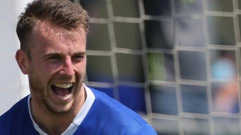 Rhys Oates in action for Hartlepool