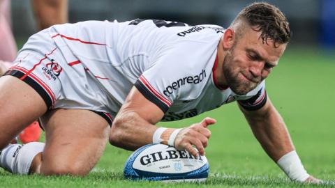 Ian Madigan scores Ulster's opening try at Kingspan Stadium