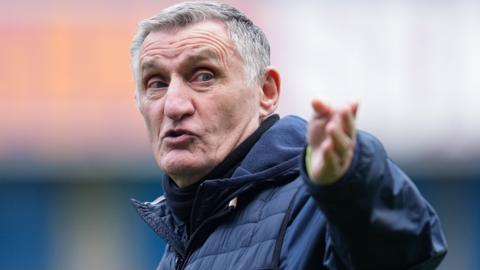 Tony Mowbray points