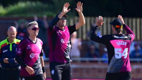Somerset celebrate beating Essex in the T20 Blast