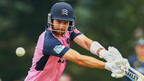 Middlesex batter Stephen Eskinazi