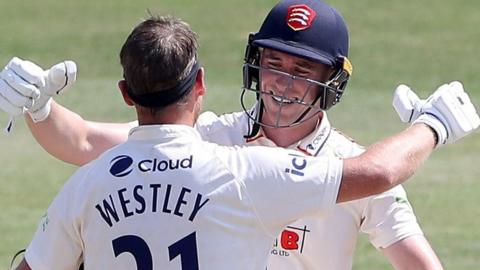 Dan Lawrence and Tom Westley shared a 227-run stand for the Essex third wicket against Warwickshire