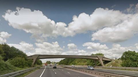 Footbridge to Oareborough Lane in Hermitage over the M4