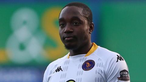 Jamar Loza playing for King's Lynn Town in 2020