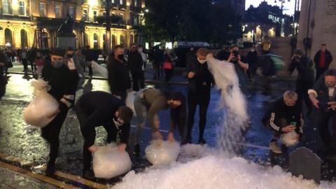 Ice protest