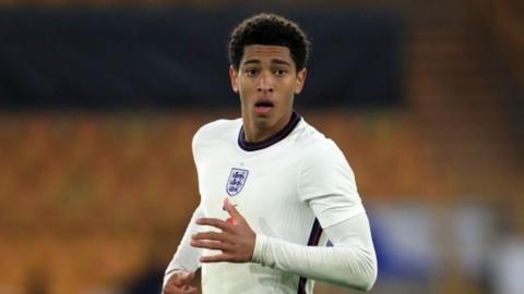 Jude Bellingham playing for England Under-21s