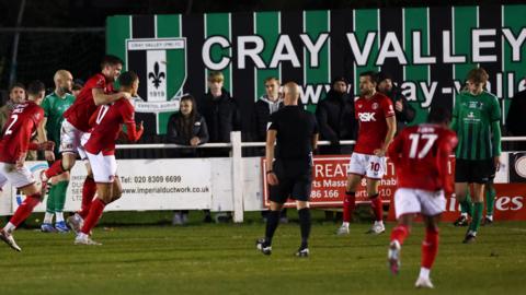 Charlton celebrate goal