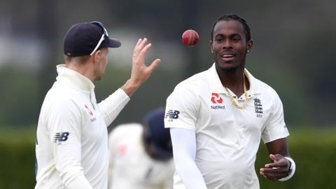 England bowler Jofra Archer (right) and captain Joe Root