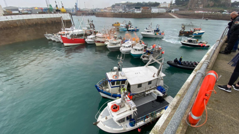 Fishing boats protesting