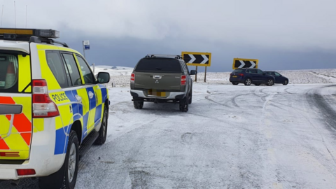 Snow on the A537