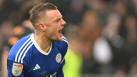 Jamie Vardy screams as he celebrates a goal for Leicester